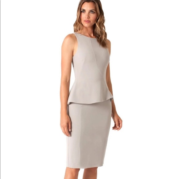 Black Halo Dresses & Skirts - Black Halo Dress size 4